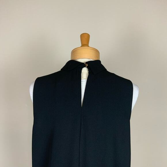 Adrienne Sleeveless Top w/ Cutout Black Size L - Picture 9 of 12